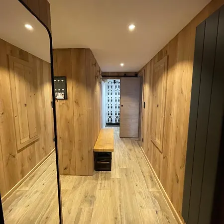 Apartman Le Refuge Les 2 Alpes 1800 *