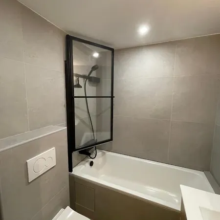 Le Refuge Les 2 Alpes 1800 Apartment *